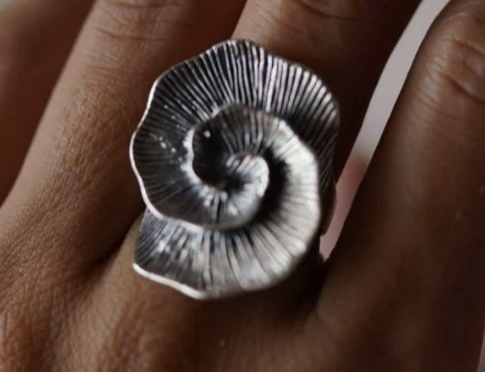 Pearl Naked Ocean Rings