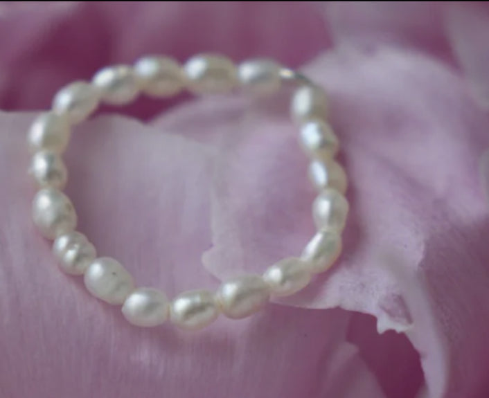 Pearl Naked Elastic Rings