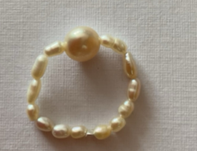 Pearl Naked Elastic Rings