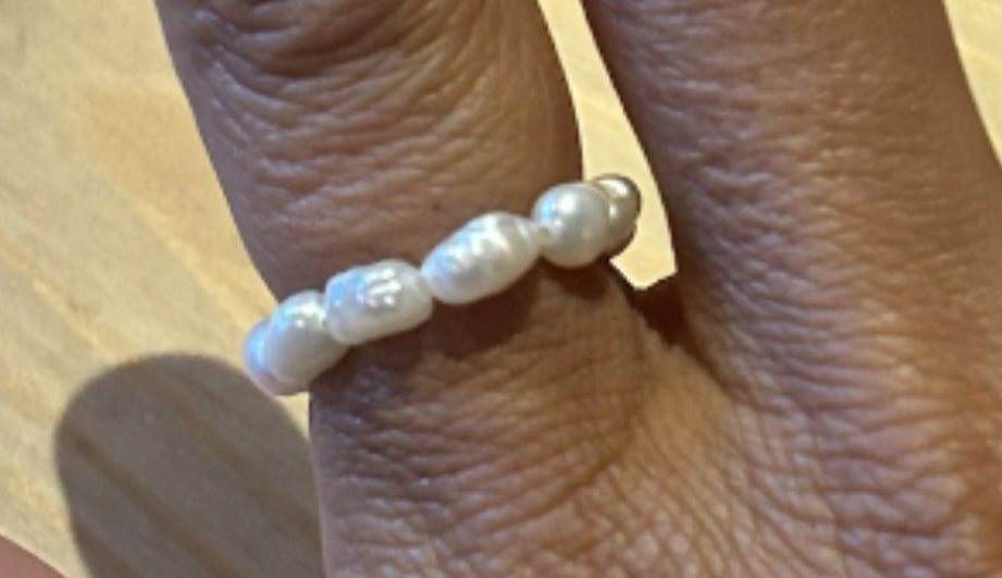 Pearl Naked Elastic Rings