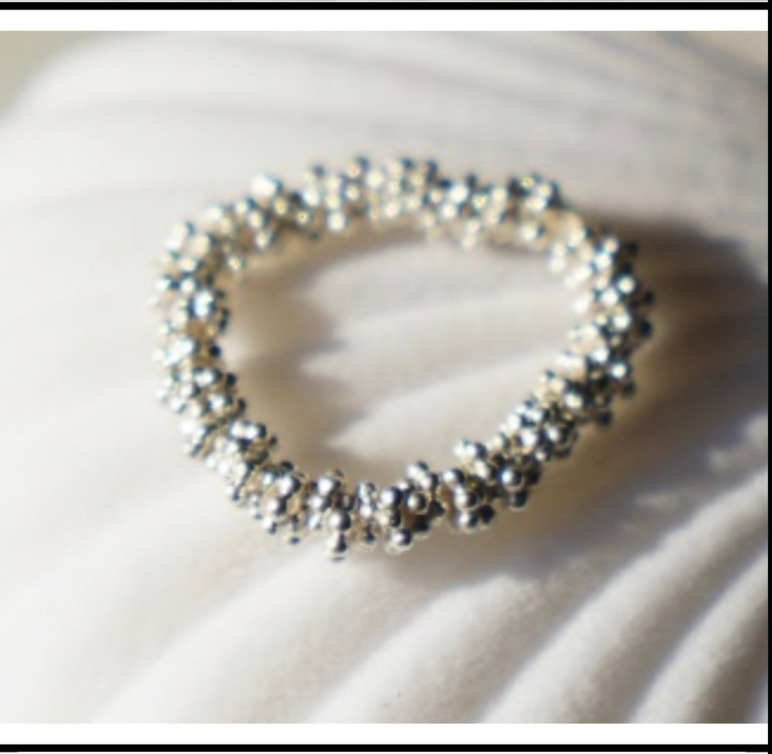 Pearl Naked Elastic Rings