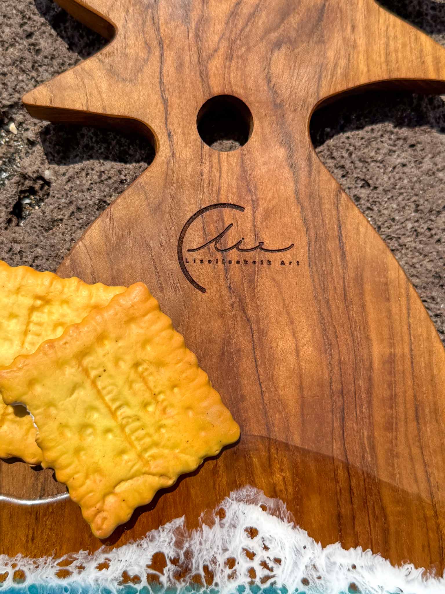 Pinapple Cutting Board