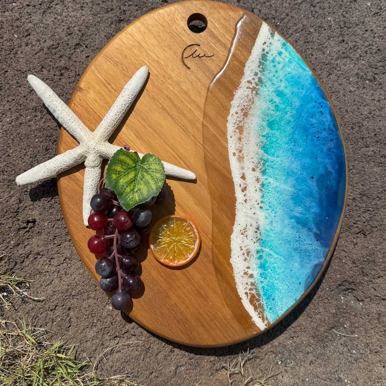 Teardrop Cutting Board Large