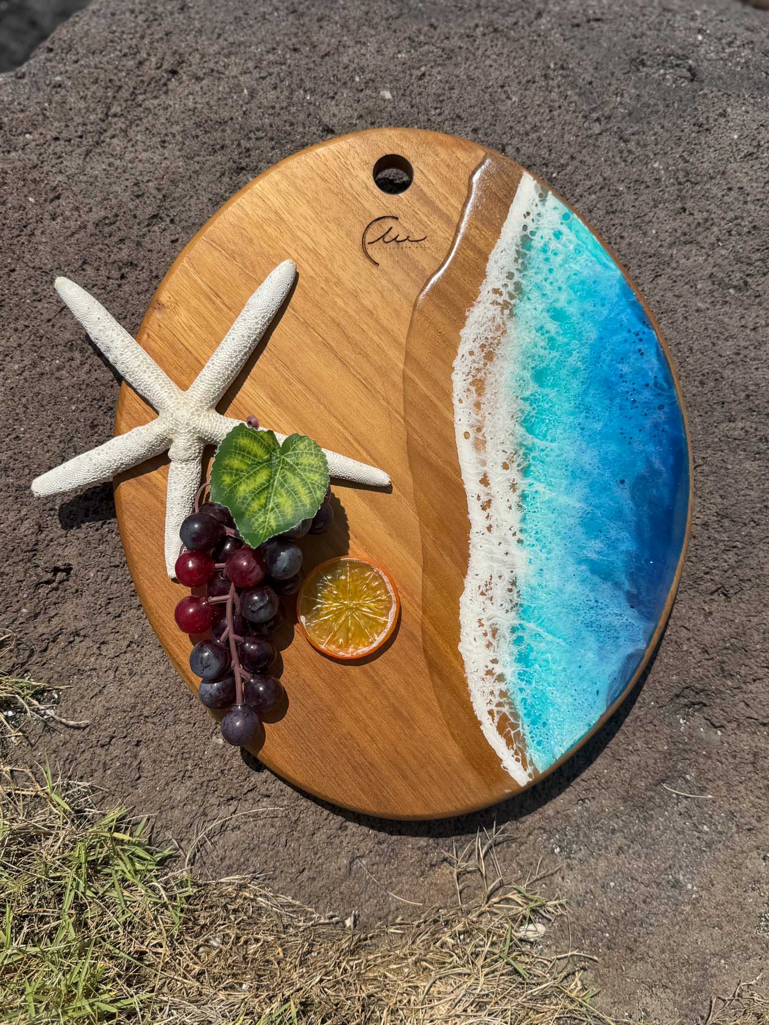 Teardrop Cutting Board Large