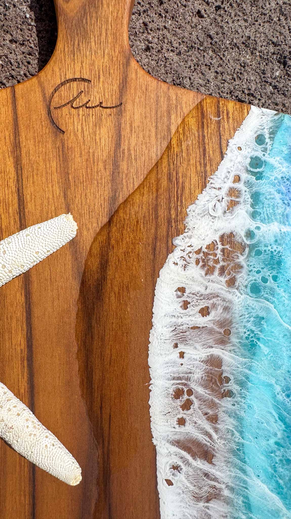 Ocean Cutting Board Medium