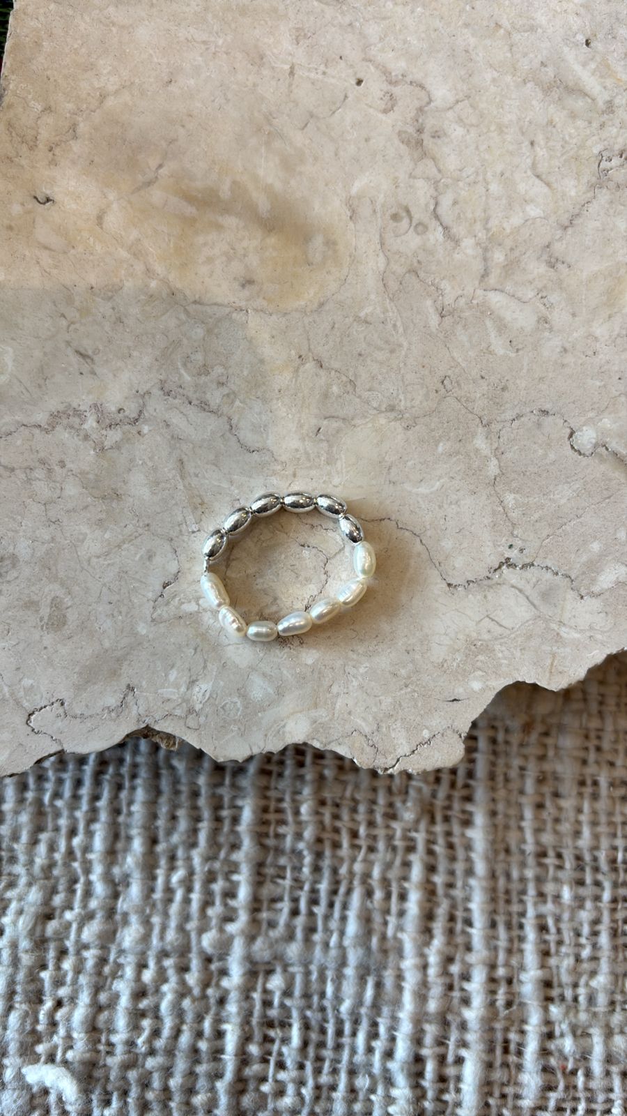 Pearl Naked Elastic Rings